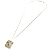 Mini Peck pendant